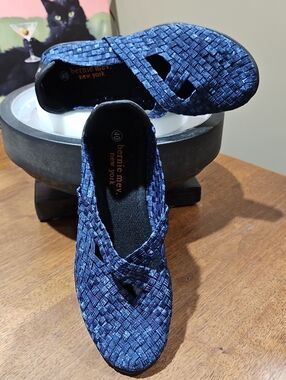 bernie mev. navy woven slip-on flats
